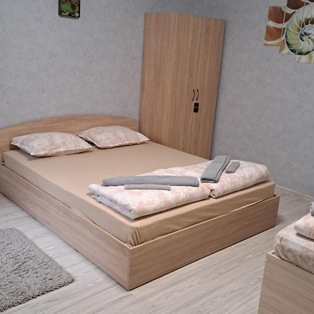 Къща Под Наем-Нощувки ทาร์โกวิชเต ภายนอก รูปภาพ